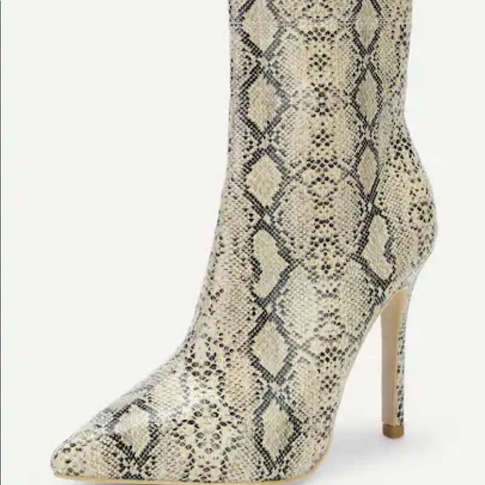 Snakeskin Patterned High Heel Boots